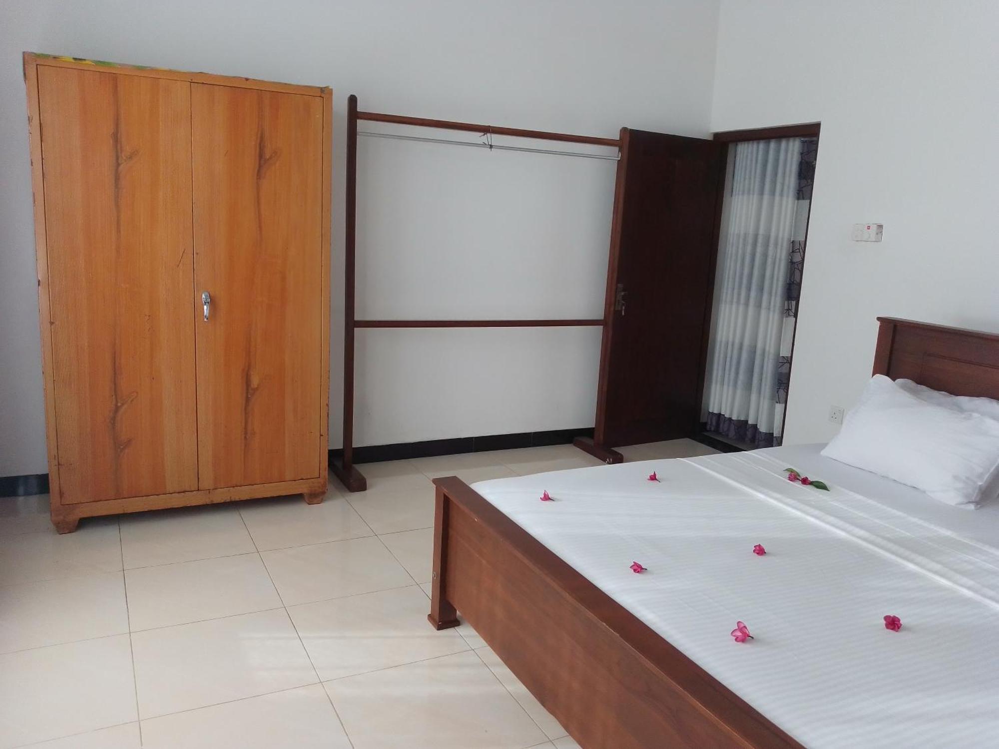 Sea & Greens Apartments Unawatuna Luaran gambar